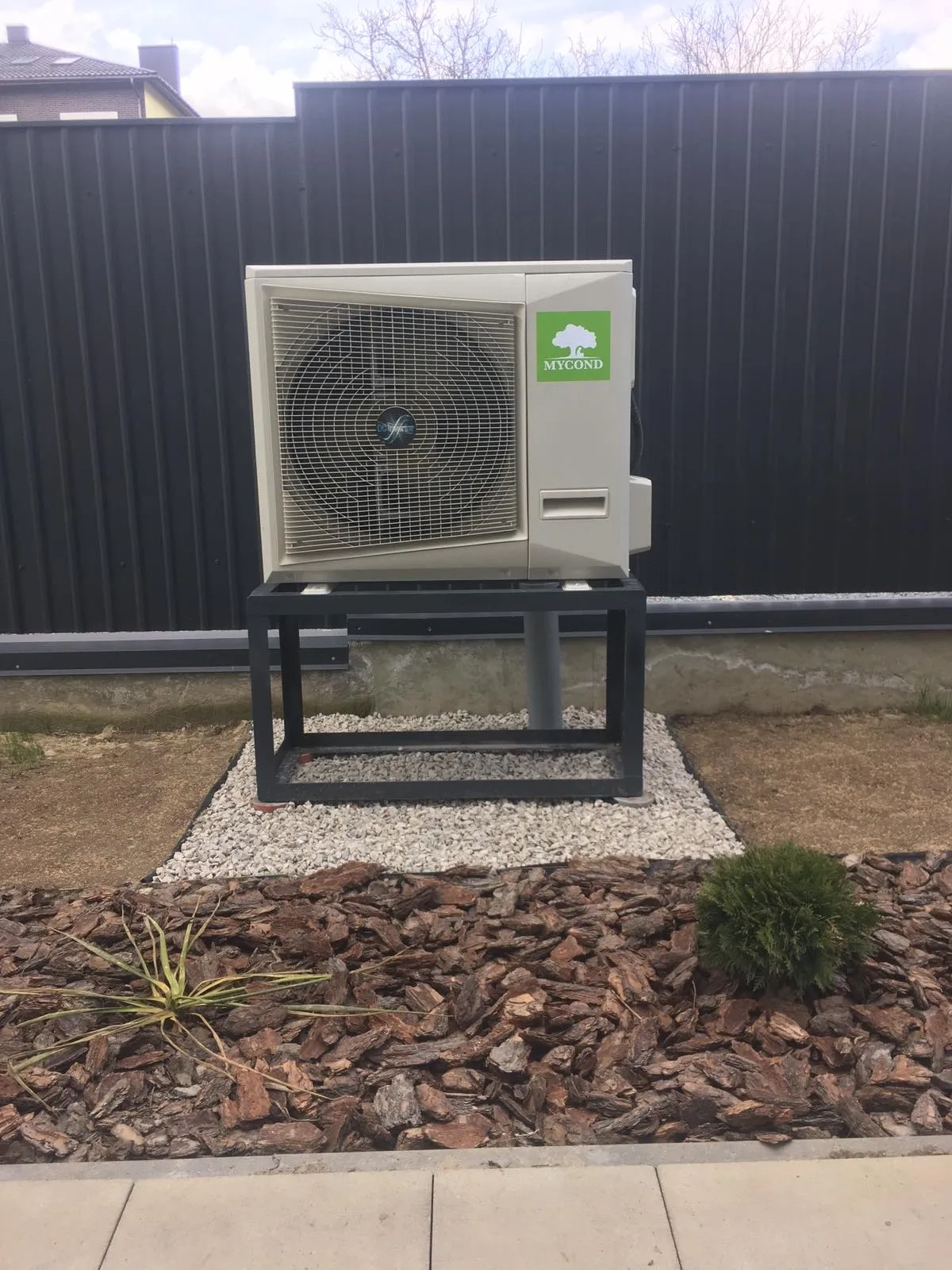 Приватний будинок